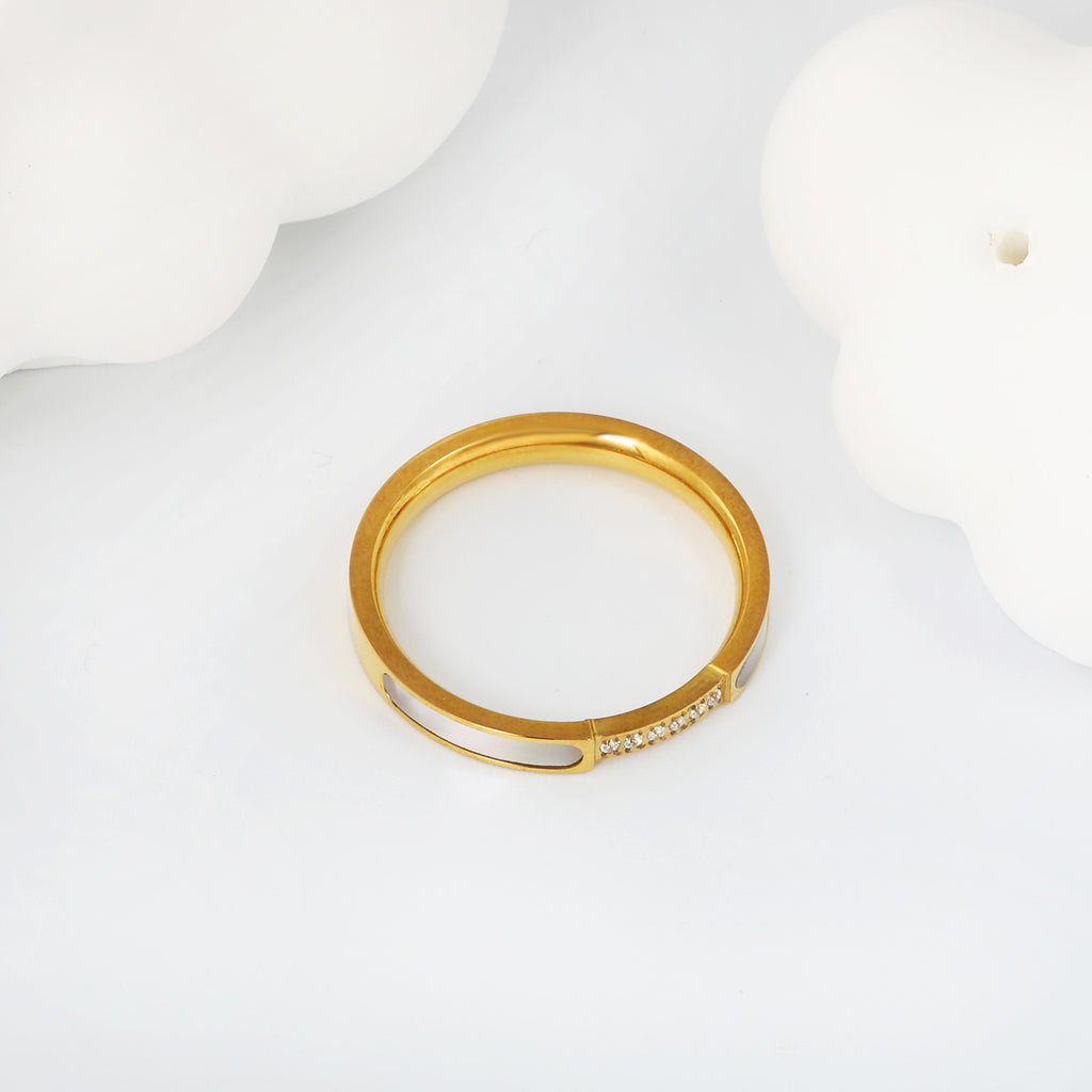 White Zirconia Ring | 18K Gold | Size #8