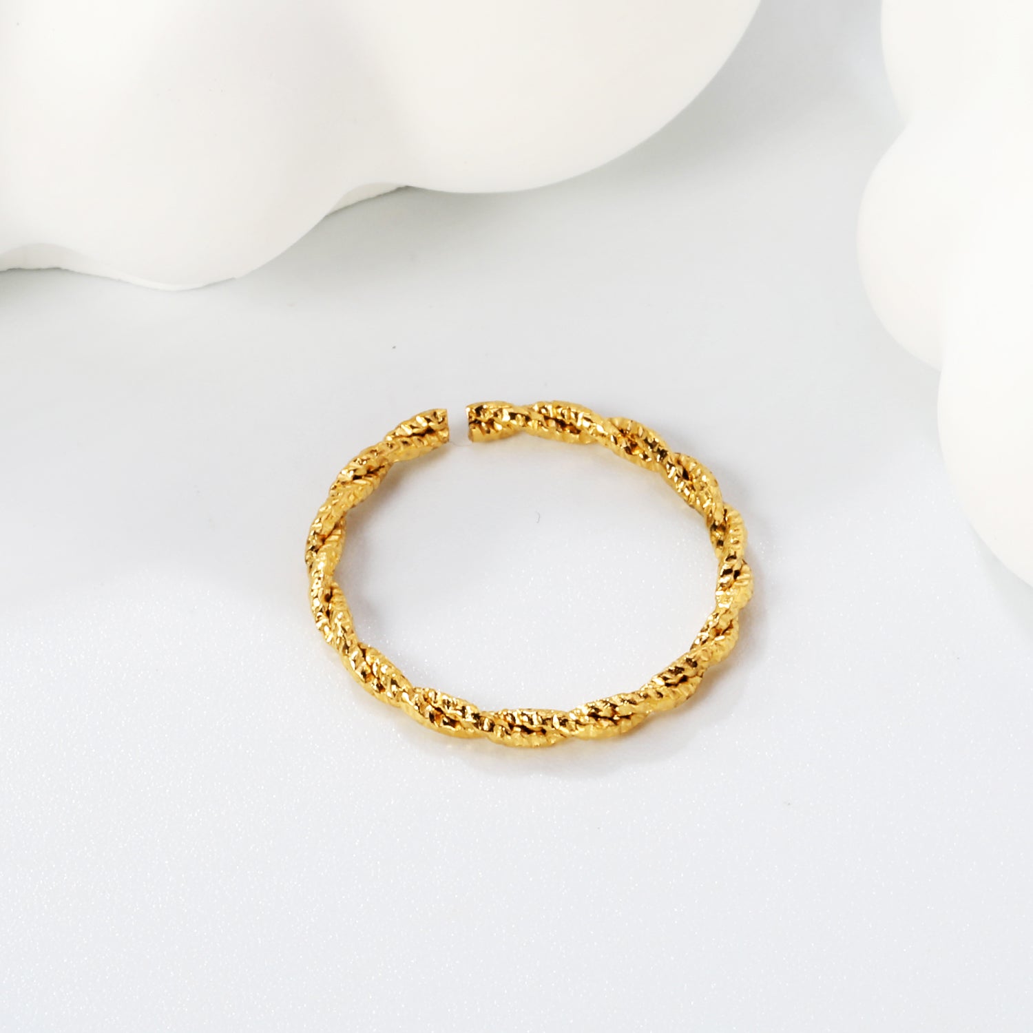 Bar Rotating Twisted Open Ring | 18K Gold | Size Adjustable