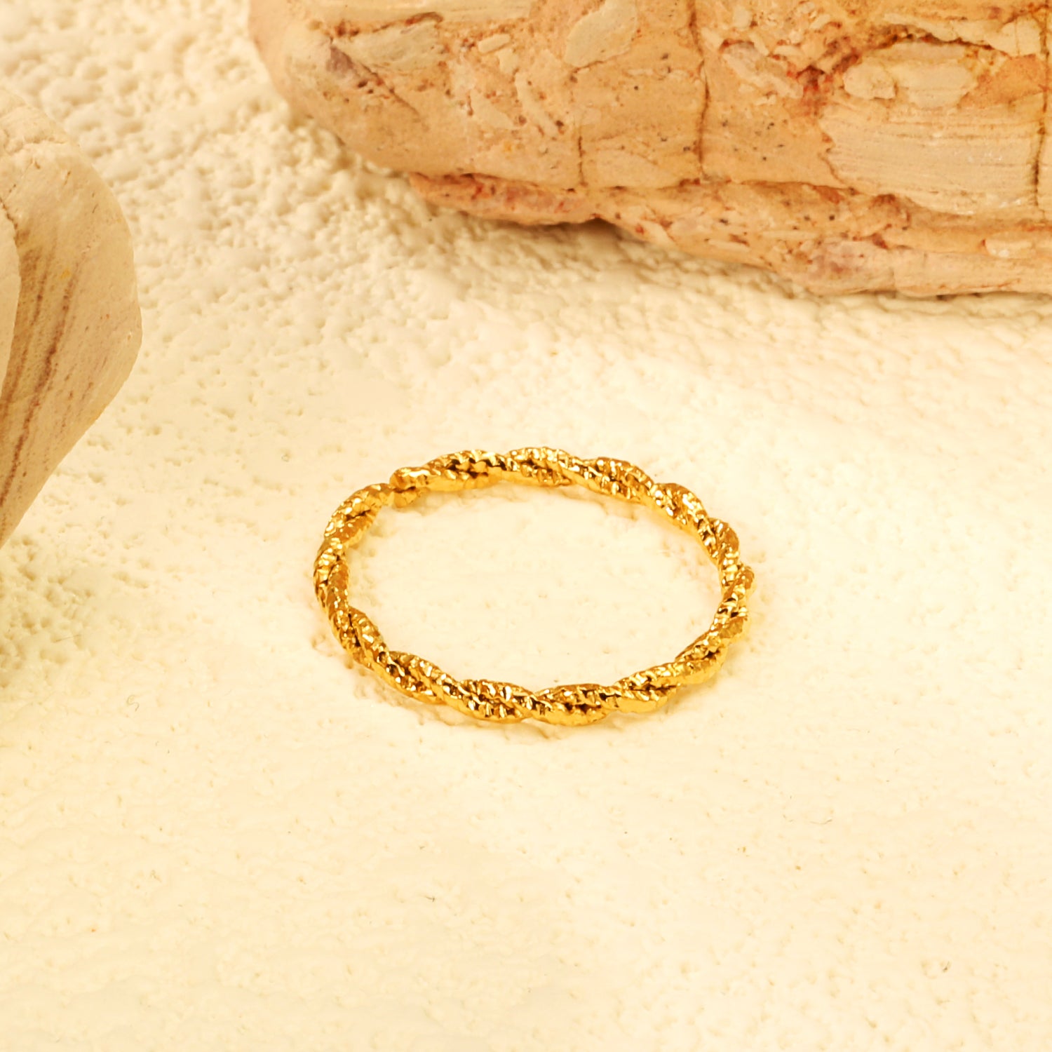 Bar Rotating Twisted Open Ring | 18K Gold | Size Adjustable
