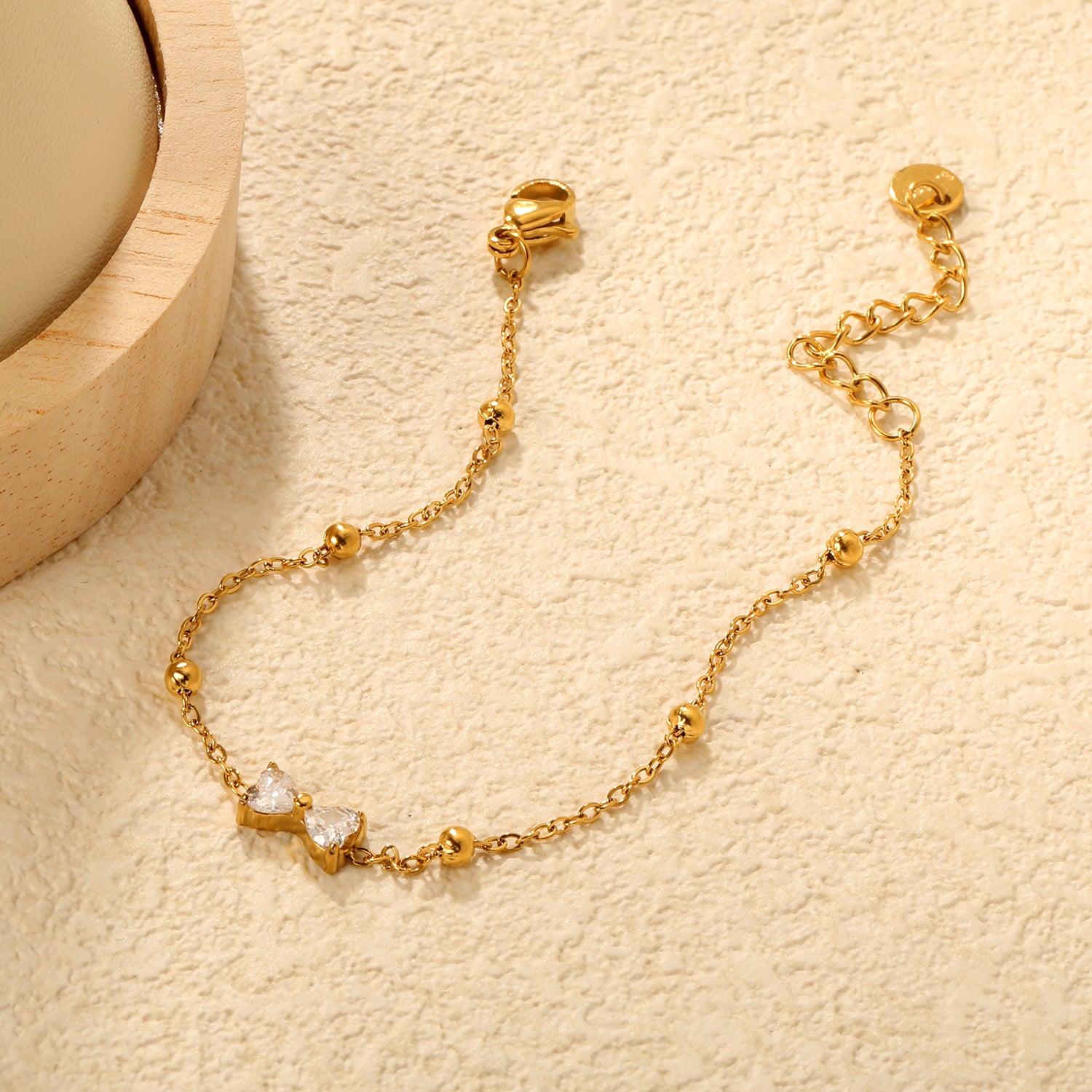 Stone Bowknot & Bead Clamp Bracelet | 18K Gold | Size 17+3cm