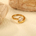 White Stone Ring | 18K Gold | Size #7