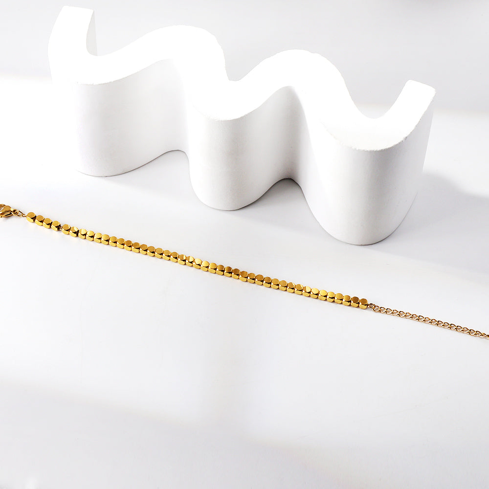 Geometric Square Design Bracelet | 18K Gold