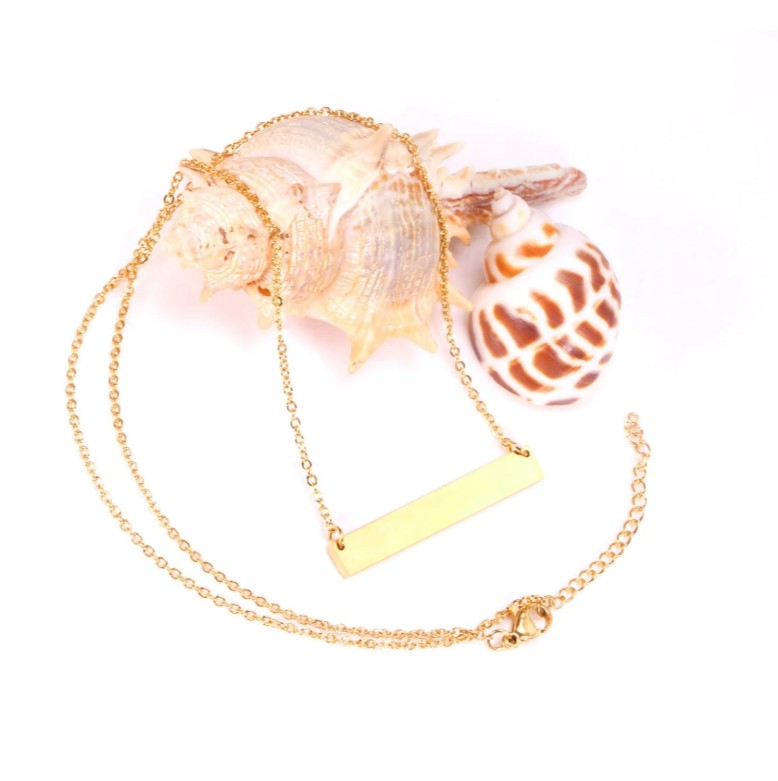 Rectangle pendant with chain | 18K Gold