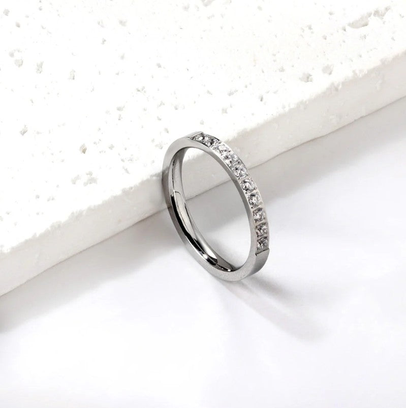 Solitaire Ring | Stainless Steel | Size #9 Color: Steel