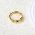 Curved Band Ring with Diamond | 18K Gold | Size #6